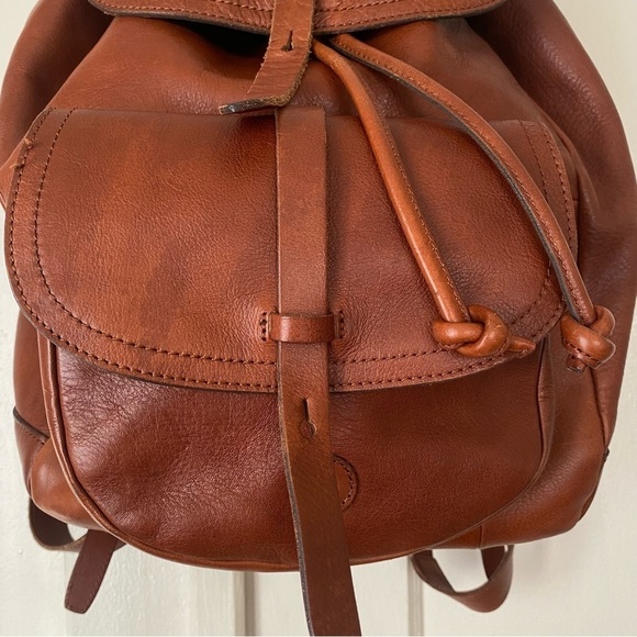 MADEWELL The Transport Rucksack in English Saddle Leather - Picture 8 of 16
